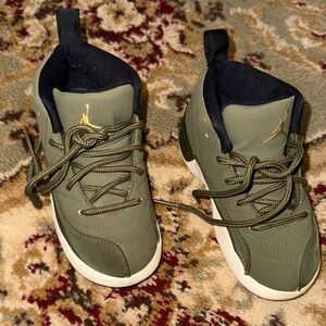 Jordan Kids Olive and Gold Sneakers 9c